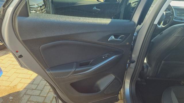 OPEL Grandland X 1.5 diesel Ecotec aut. Business Elegance