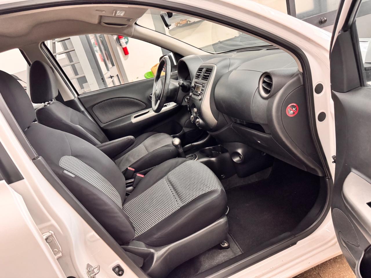 Nissan Micra 1.2 5 Porte Tekna 85.000 KM - 2015