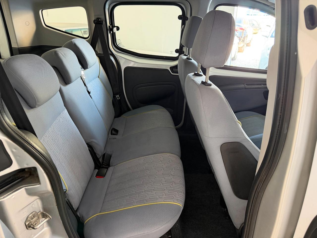 Peugeot Bipper 2009 Tepee 1.4 75CV Outdoor GPL 5 POSTI