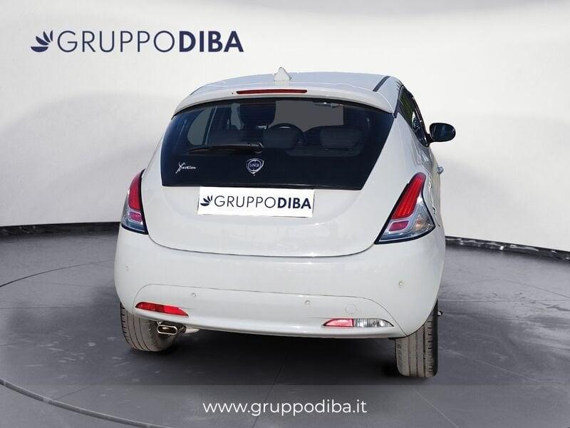 Lancia Ypsilon III 2015 Benzina 1.2 Gold ecochic Gpl 69cv my19