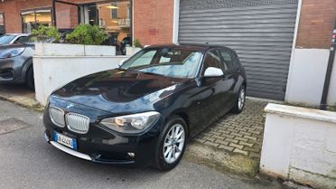 Bmw 118 118d 5p. Urban