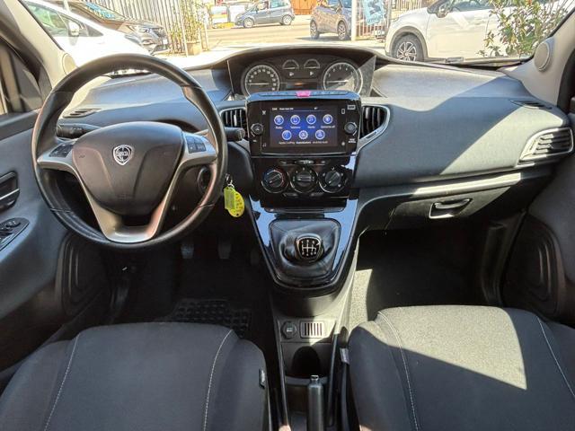 LANCIA Ypsilon 1.0 FireFly 5 porte S&S Hybrid Ecochic Gold