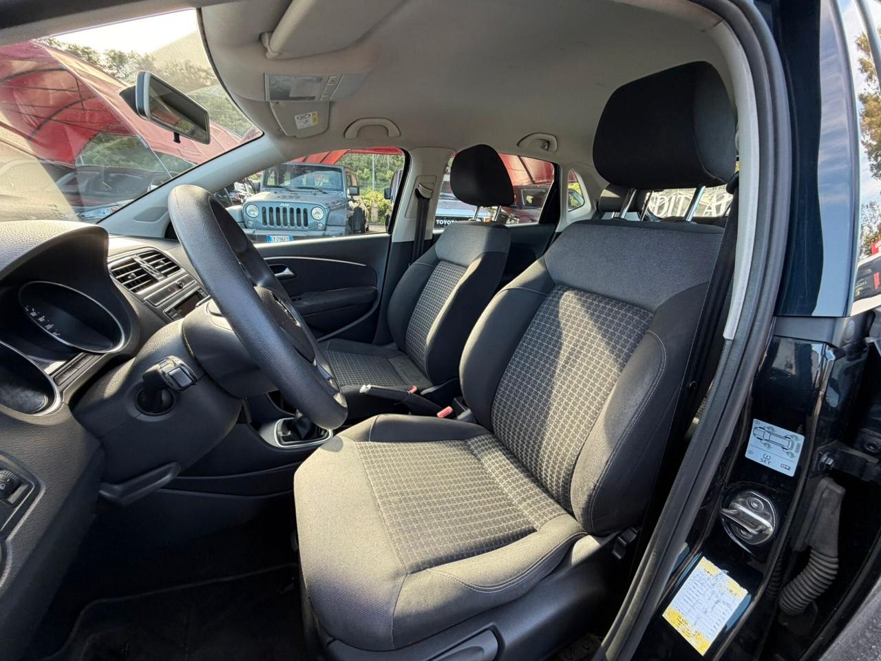 Volkswagen Polo 1.0 MPI 5p. Business
