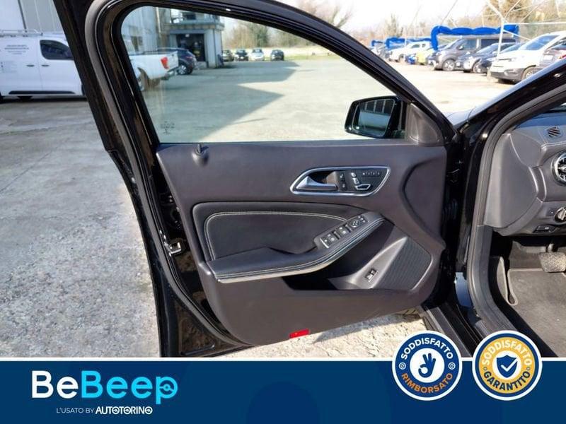 Mercedes-Benz GLA 200 D NIGHT EDITION AUTO