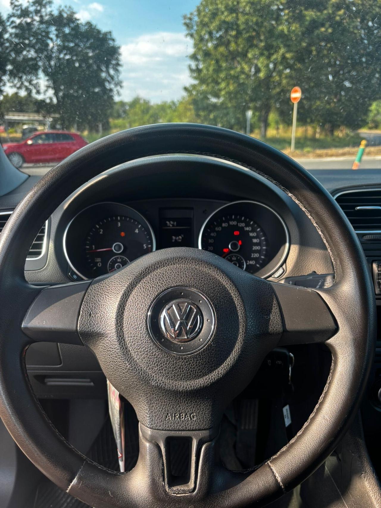 Volkswagen Golf 1.6 TDI DPF 3p. Highline