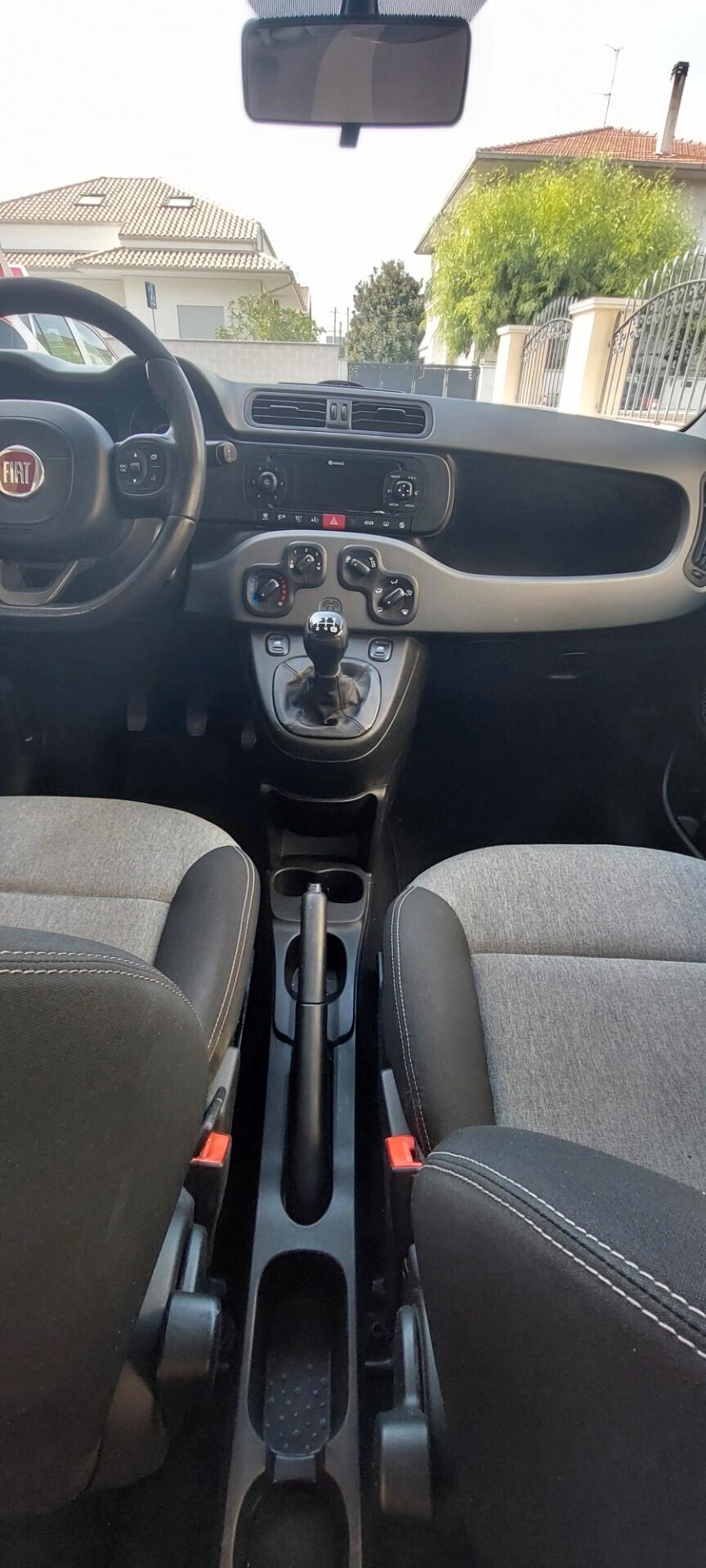 PANDA 1,3 MTJ DIESEL 95 CV MODELLO LOUNGE LEGA TELEFONO 5 POSTI IMPECCABILE