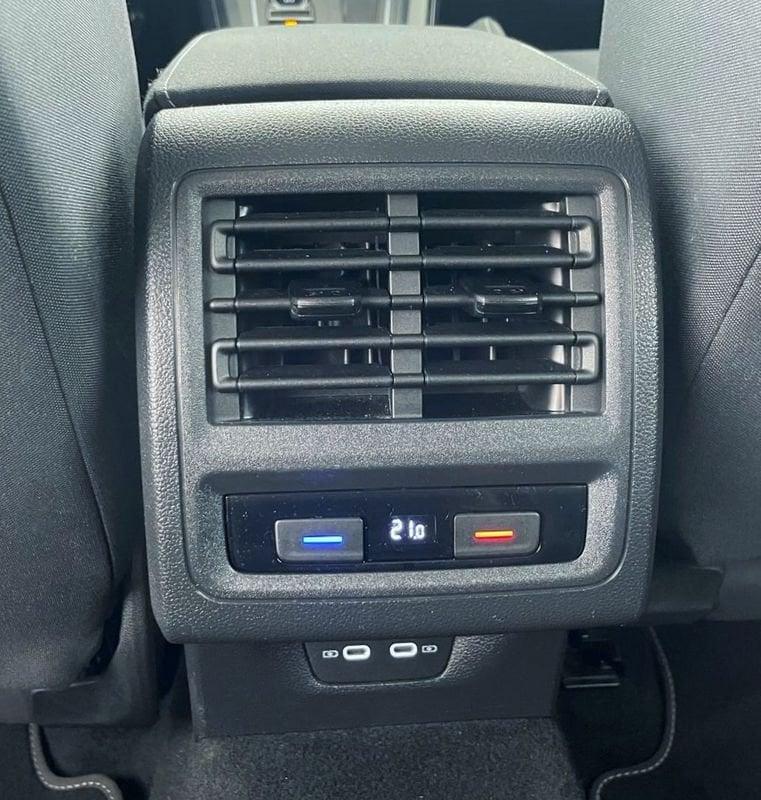 Volkswagen Golf 2.0 TDI DSG SCR Style
