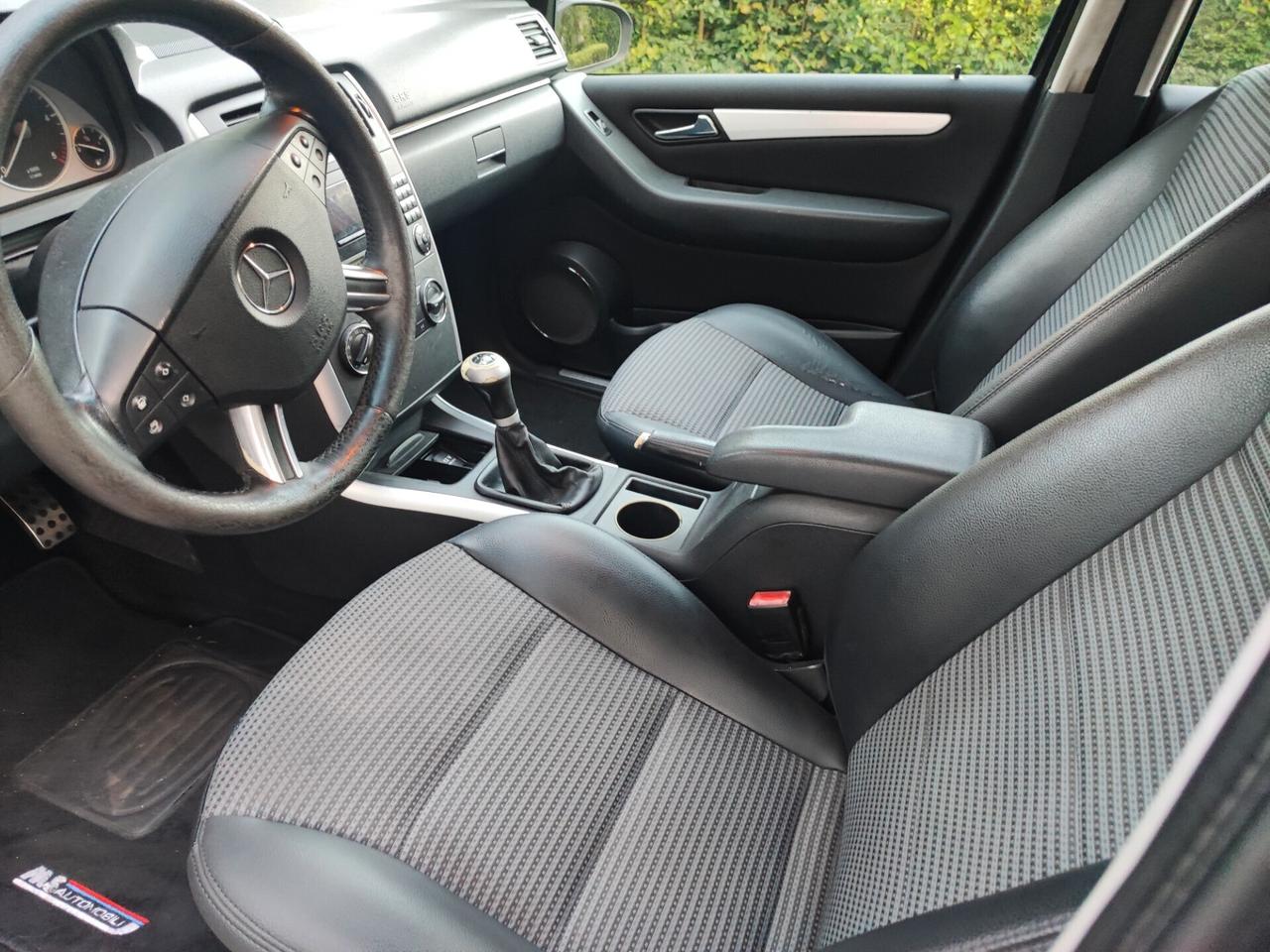 Mercedes-benz B 200 CDI Sport neopatentati premium
