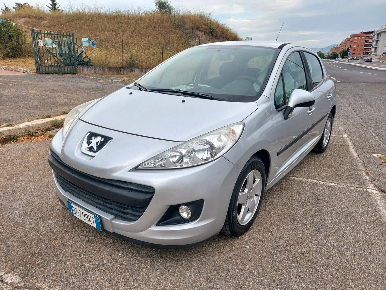 Peugeot 207 1.4 8V 75cv GPL Rinnovato