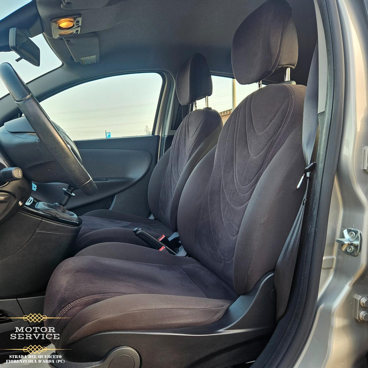 Lancia Ypsilon 1.2 69 CV 5 porte Gold DA 79€ MESE