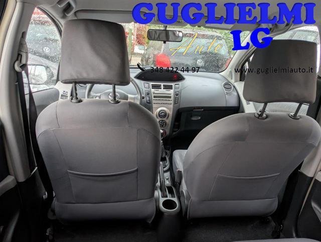 TOYOTA Yaris 1.3 5 porte Sol NEOPATENTATI