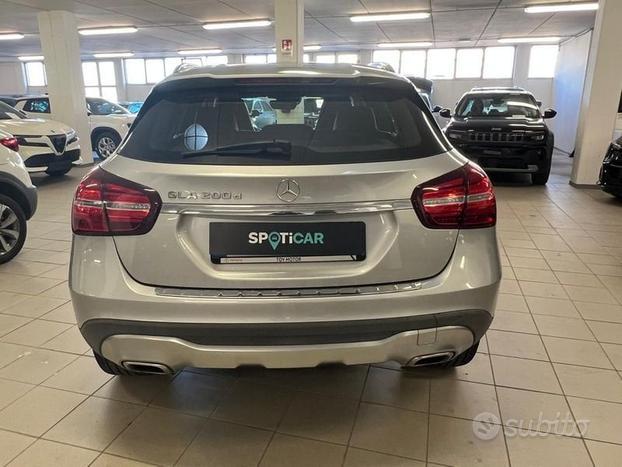 Mercedes-Benz GLA 200 d Sport