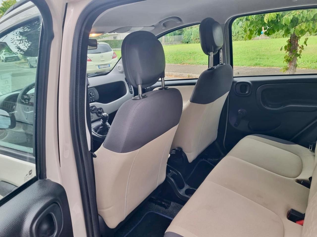 Fiat Panda 0.9 TwinAir Turbo Natural Power Lounge
