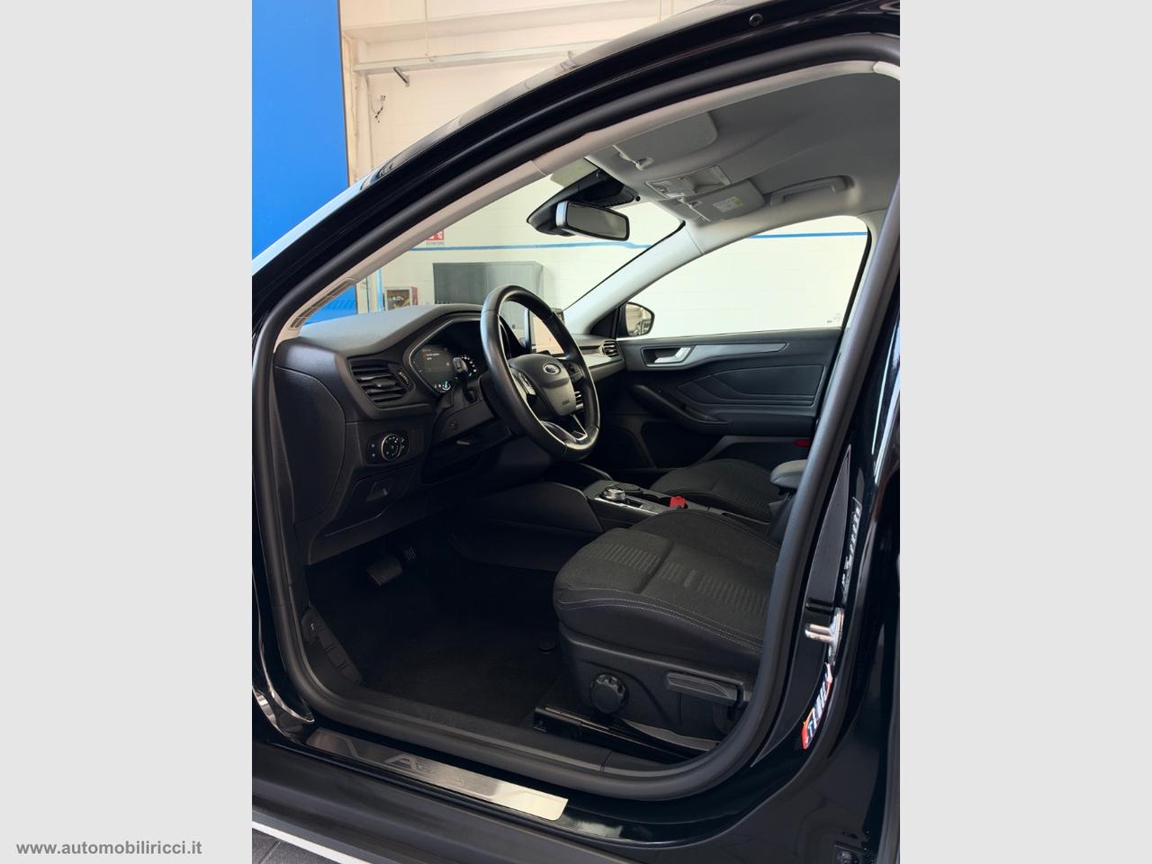 FORD Focus 1.0 EcoBoost 125CV aut 5p ACTIVE