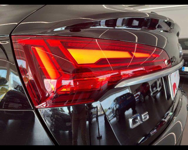 AUDI Q5 SPB 40 TDI quattro S tronic Business Advanced