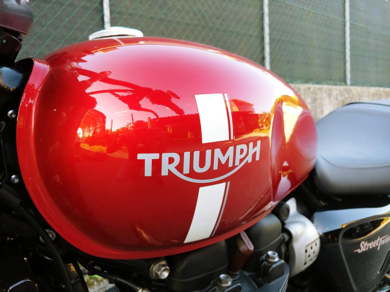 Triumph Street Twin PARI AL NUOVO