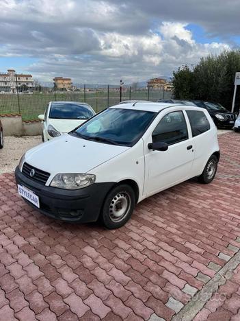 FIAT Punto 1.3 MJT Van 2 posti