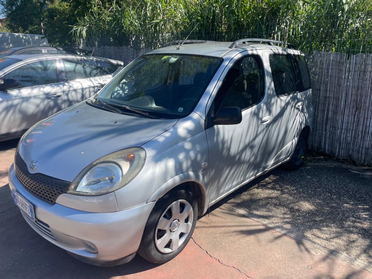 Toyota Yaris Verso 1.3i 16V cat Sol