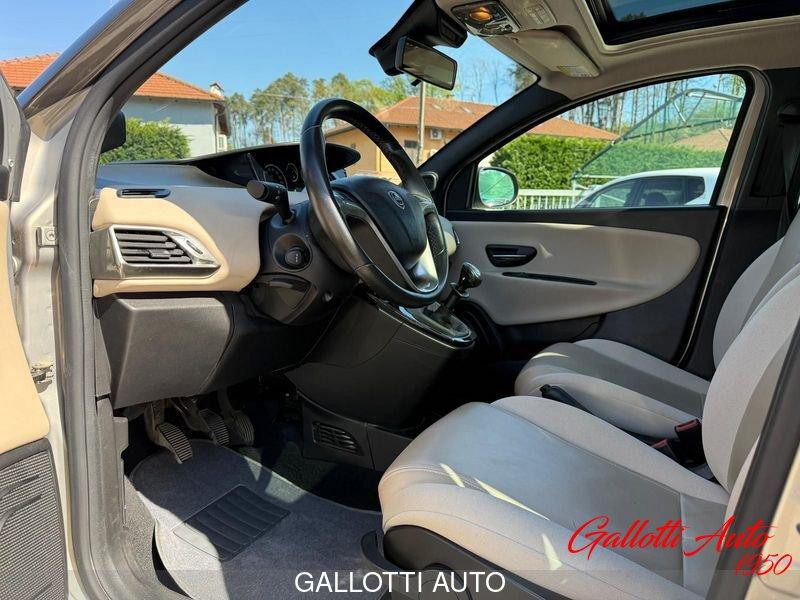 Lancia Ypsilon 0.9 Twinair 85 cv Stop & Start Platinum