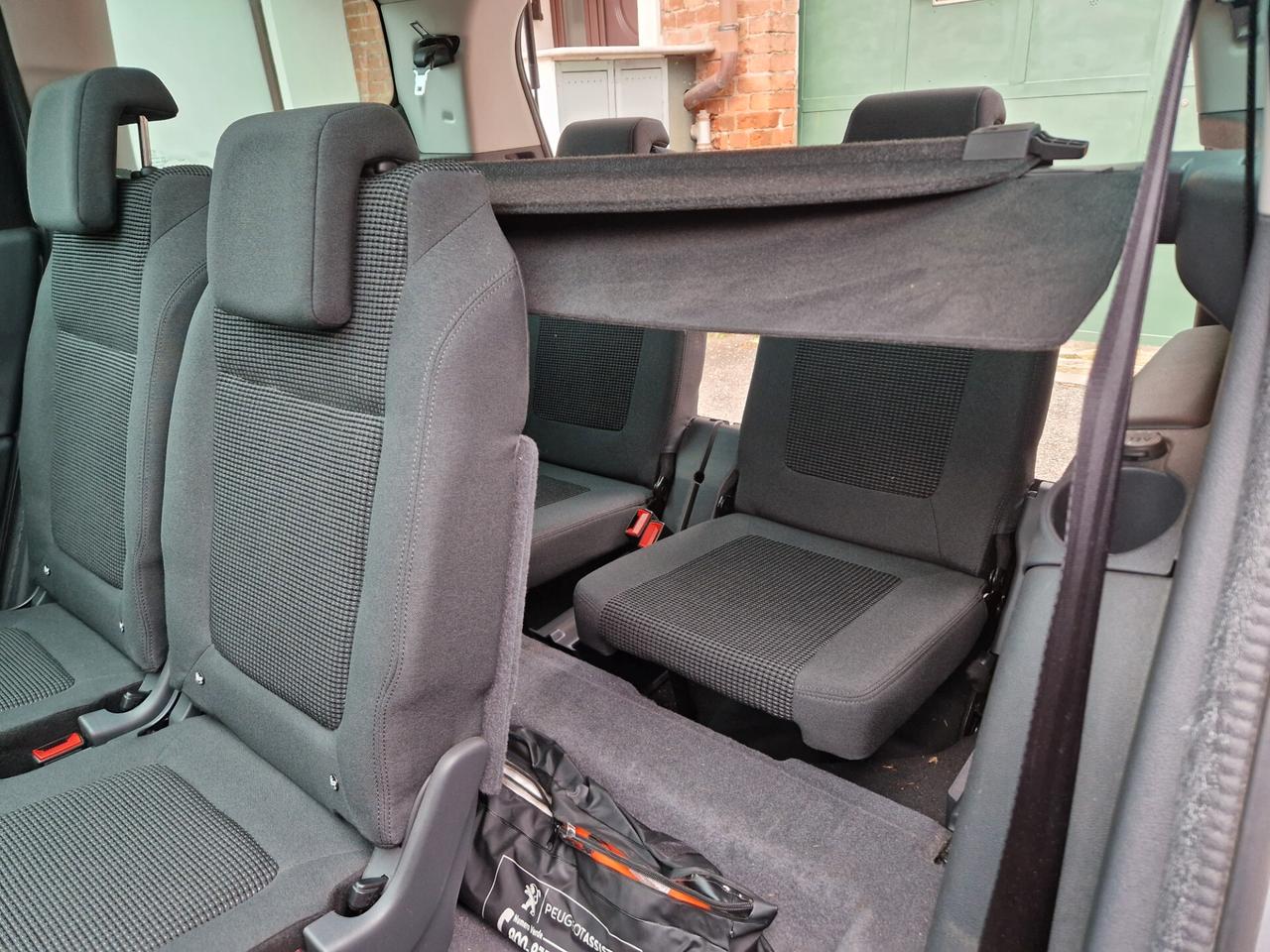 Peugeot 5008 1.6 120CV "96.900 km" 7 posti, Tetto, Navi, Telec.