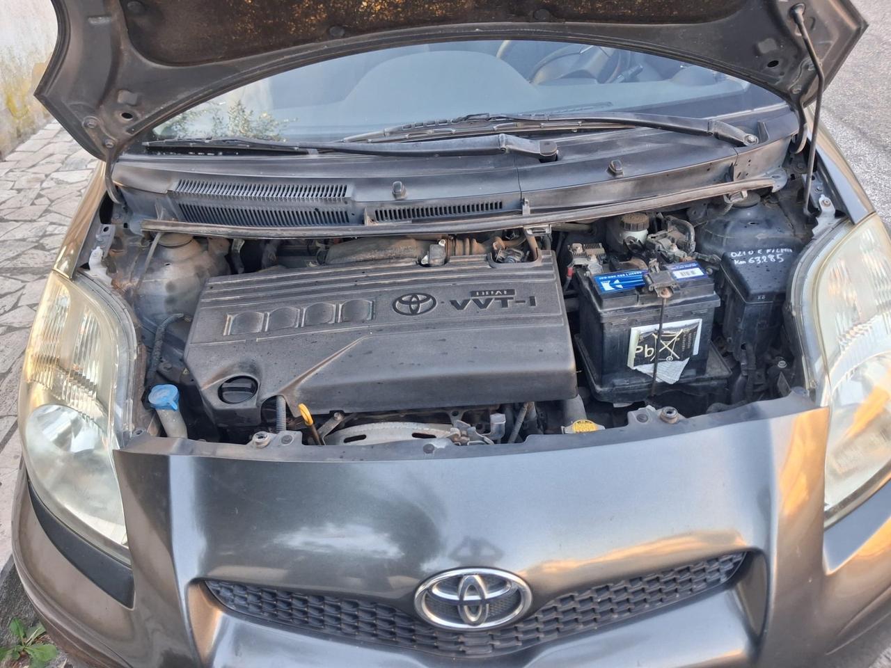 Toyota Yaris 1.3 5 porte Sol