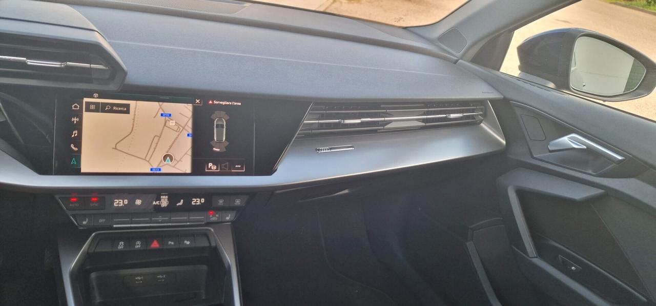 Audi A3 SPB 35 TFSI S-Tronic Business Advanced