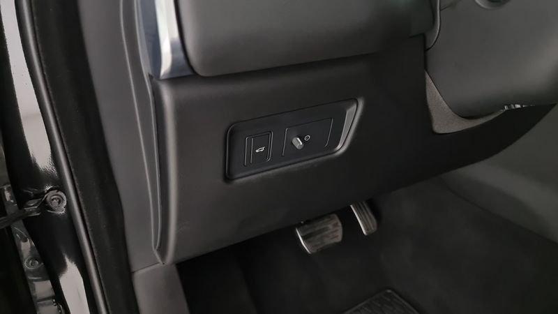 Jaguar F-Pace 2.0 D 163 CV AWD aut. SE