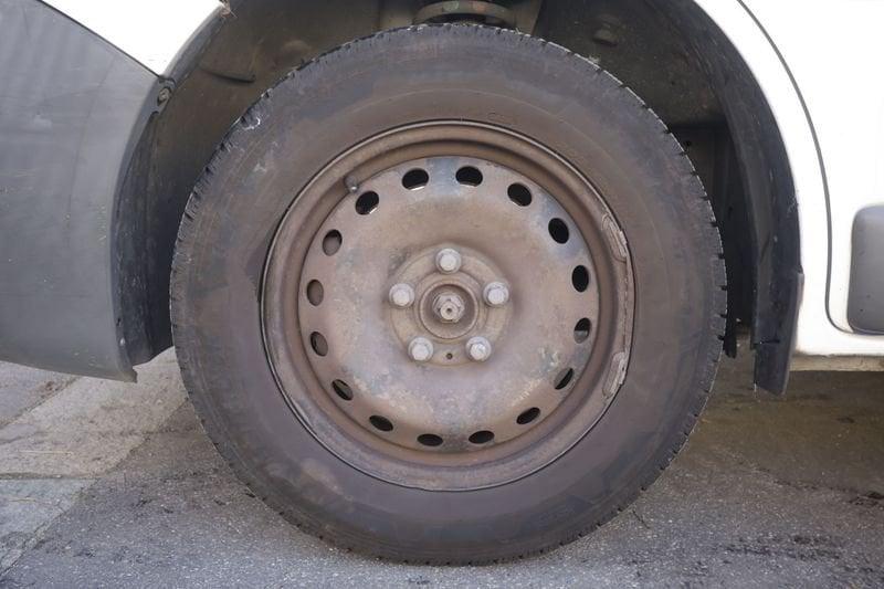 Renault Trafic Renault Trafic T27 2.0 dCi/115 PC-TN Furgone 84KW ANNO 2012