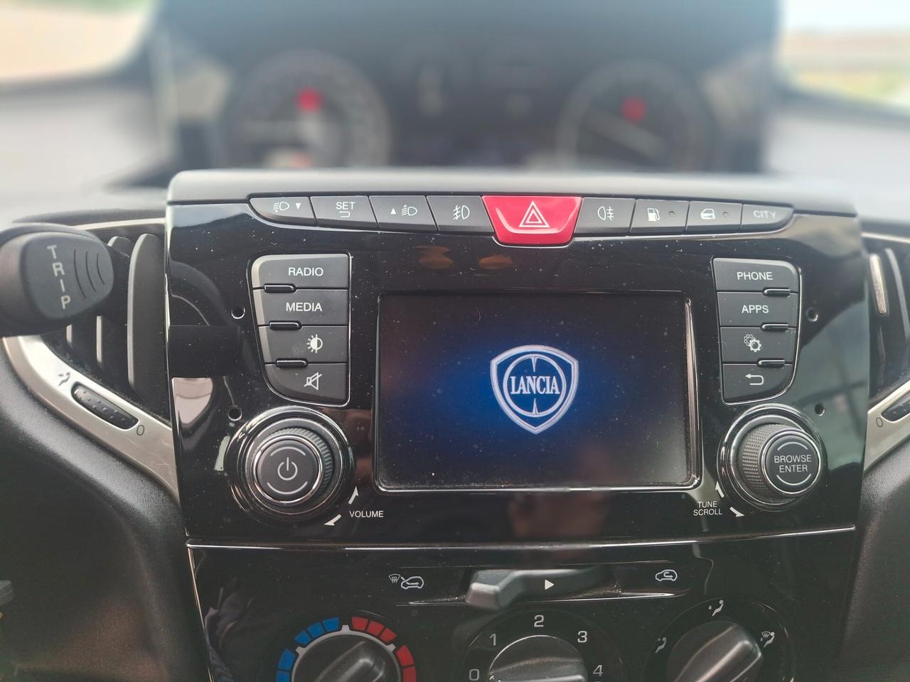 Lancia Ypsilon 1.2 GPL