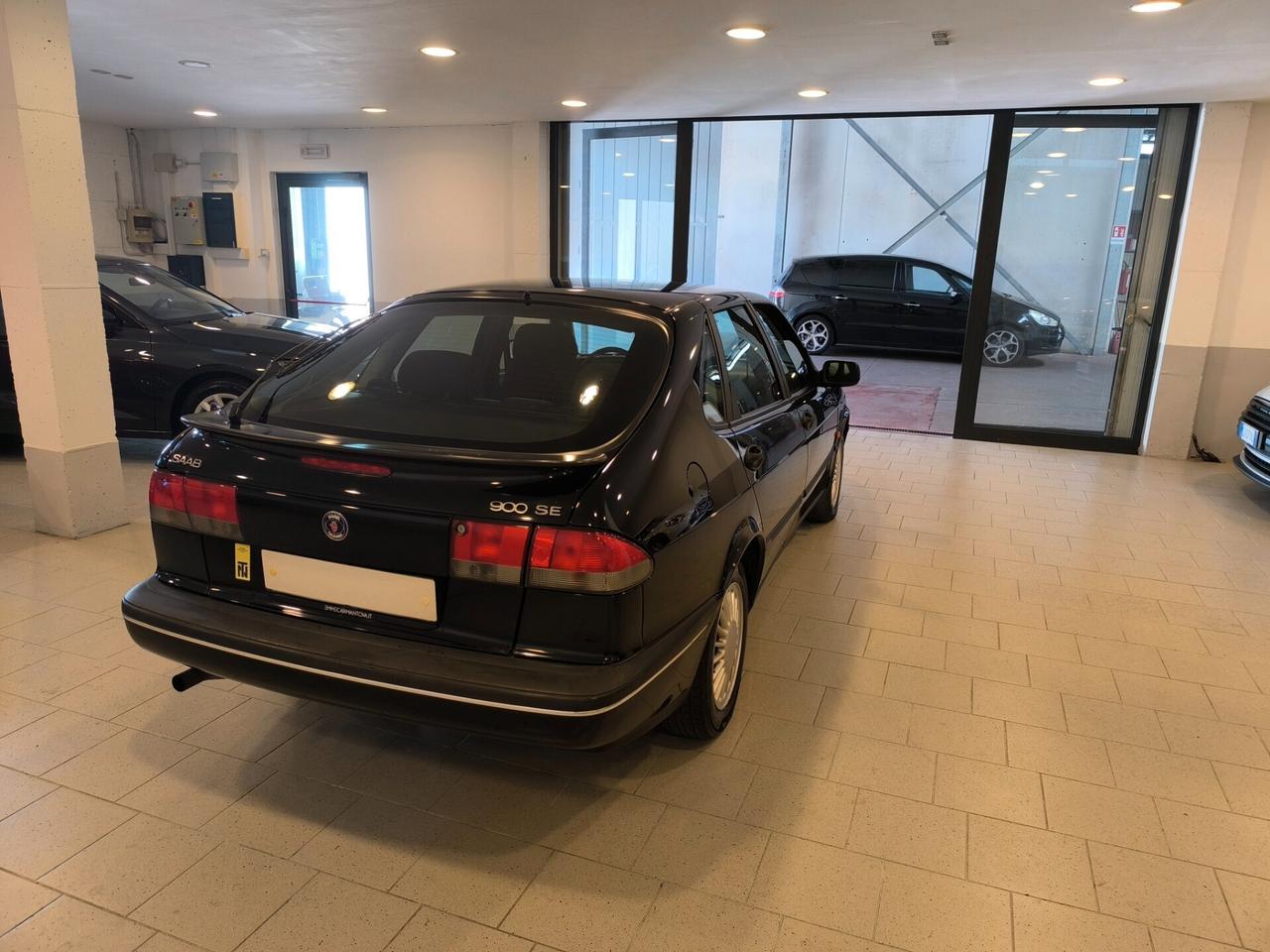 Saab 900 2.0i 16V cat 5 porte SE