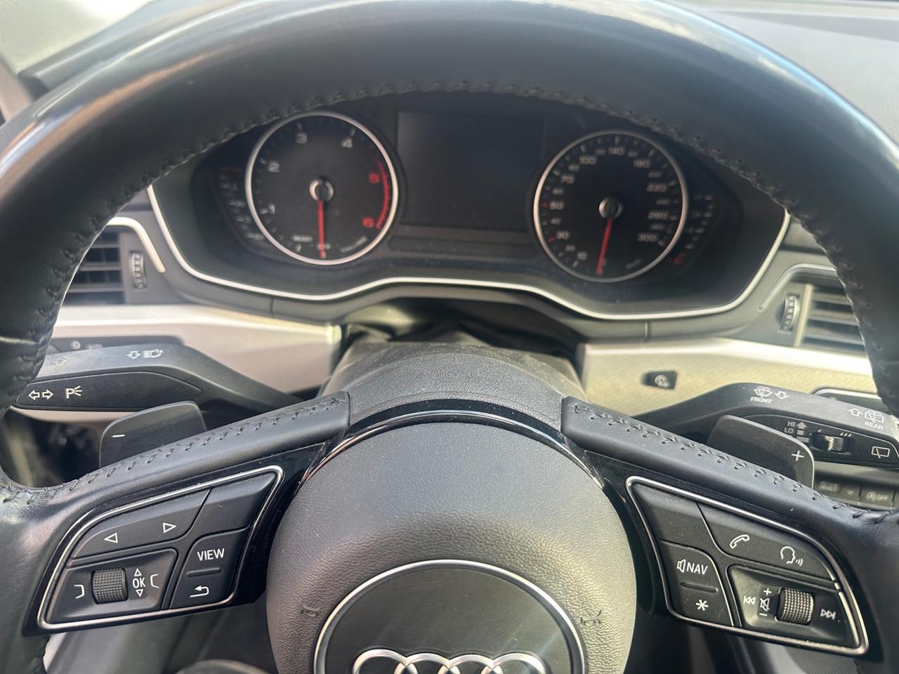 Audi A4 Avant 35 2.0 tdi 150cv s-tronic