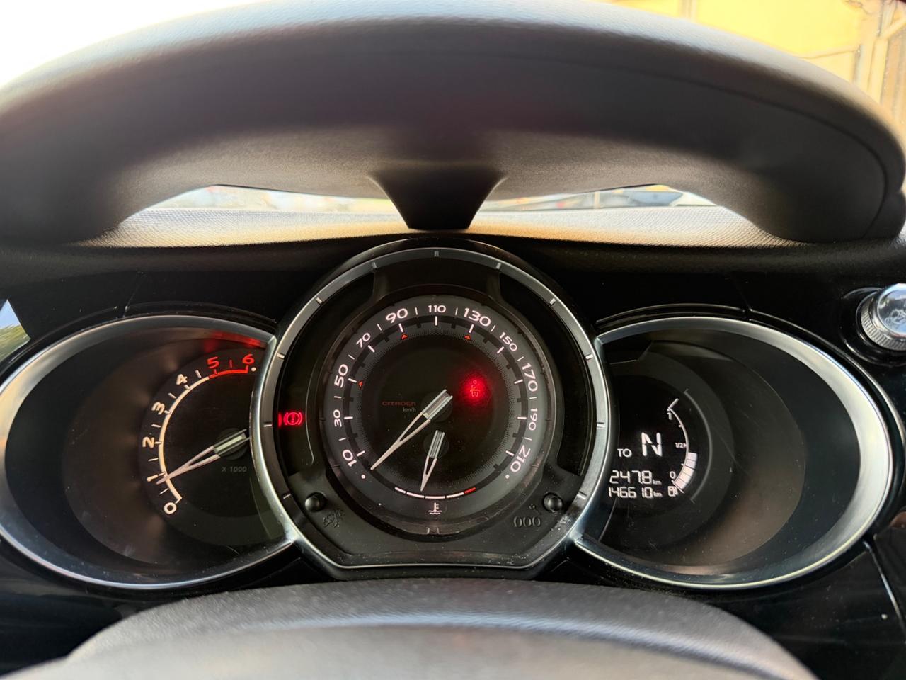 DS3 3 1.6 diesel 90 Sport Cabrio 2013 automatica