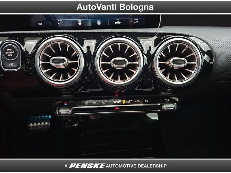 Mercedes-Benz Classe A Berlina A 200 d Automatic Premium