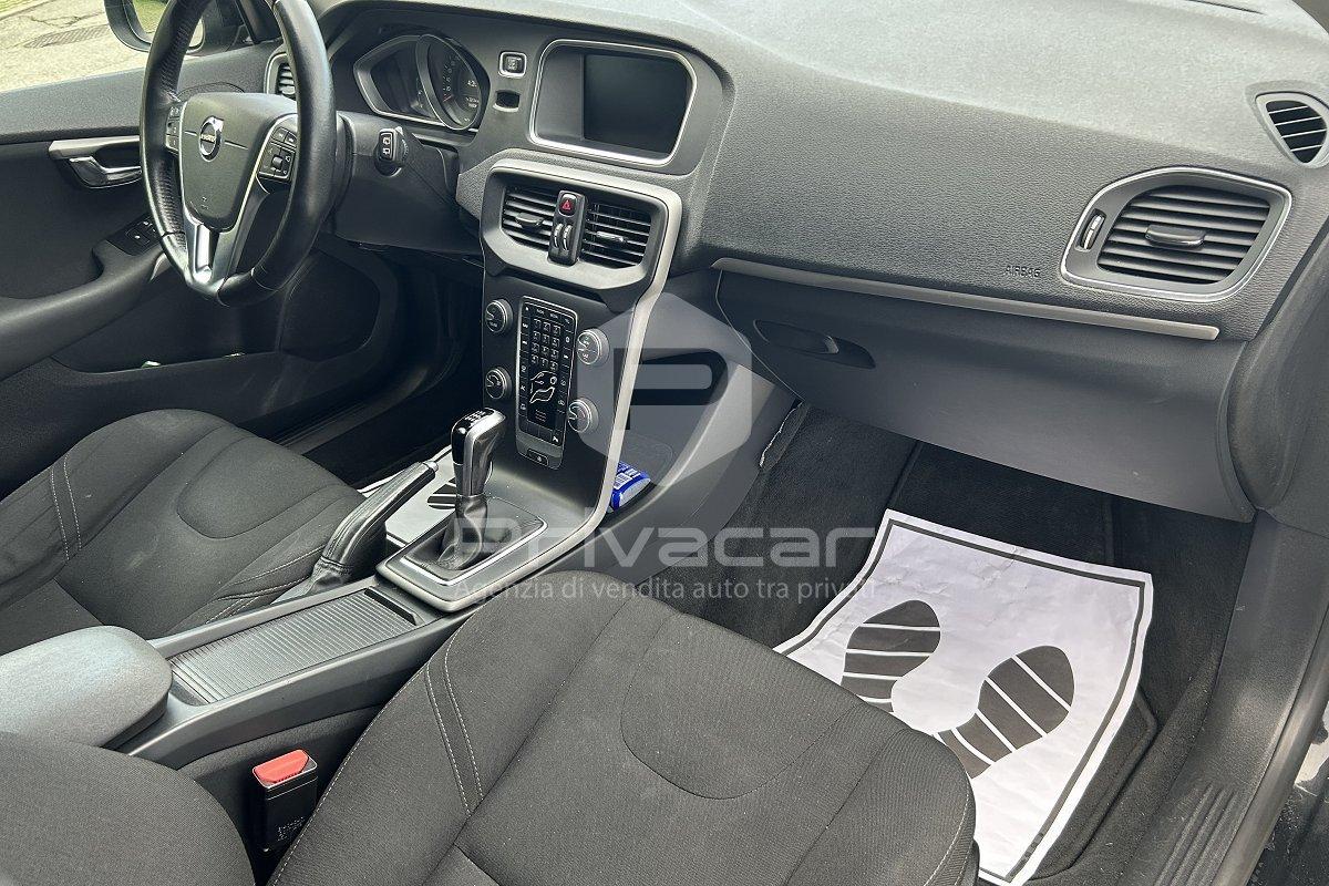 VOLVO V40 D2 Kinetic