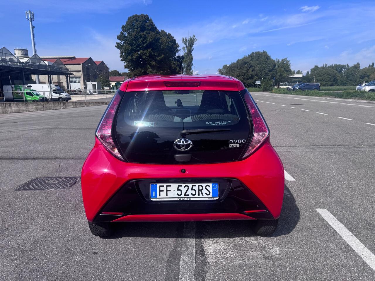Toyota Aygo 1.0 VVT-i 69 CV 5 porte 11/2016