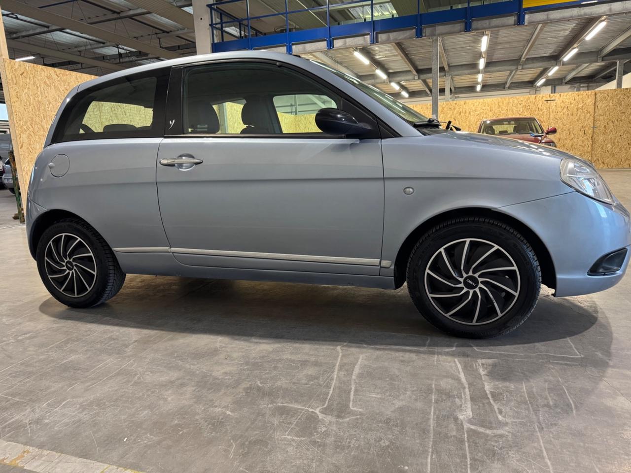 Lancia Ypsilon 1.4 Passion