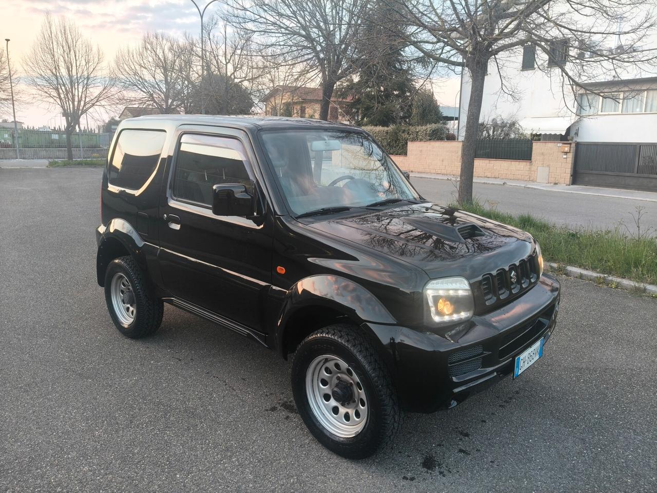 Suzuki Jimny 1.5 DDiS 4WD 06 SOLO 146.000 KM