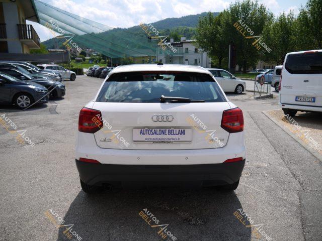 AUDI Q2 30 TDI Business