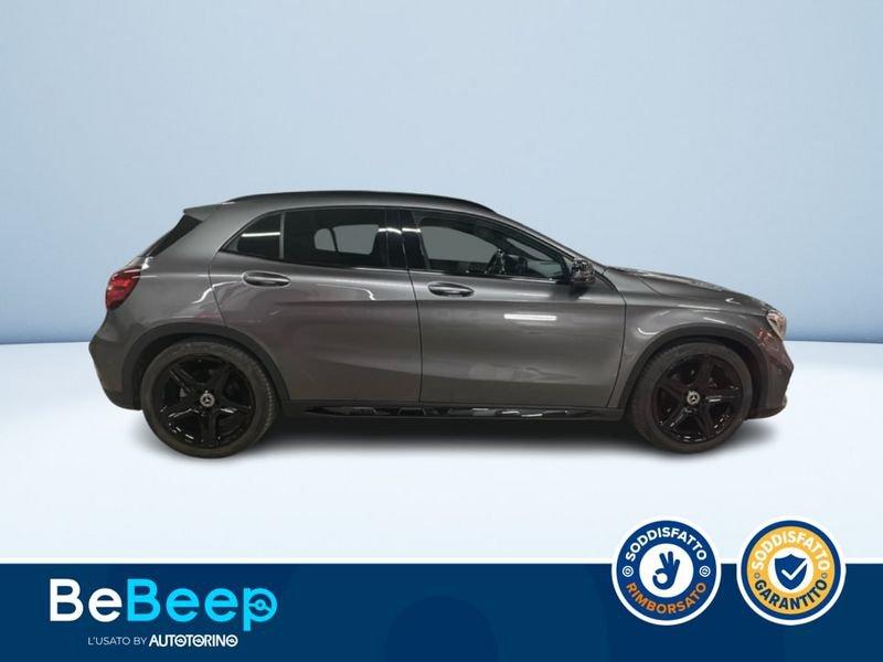 Mercedes-Benz GLA 200 PREMIUM AUTO