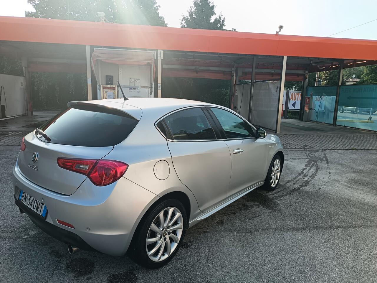 Alfa Romeo Giulietta 2.0 JTDm-2 170 CV Distinctive