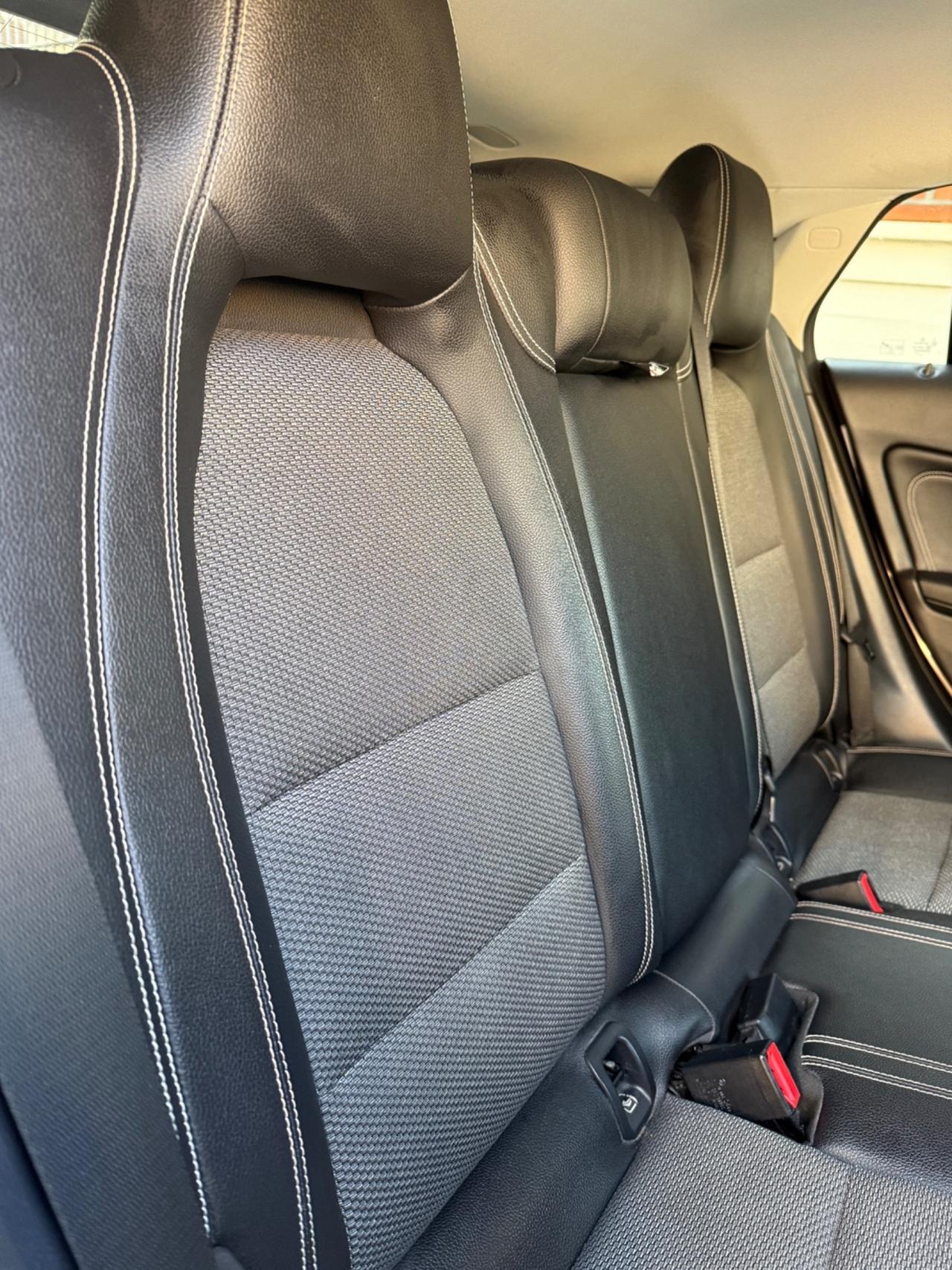 Mercedes-benz CLA 180 d Premium