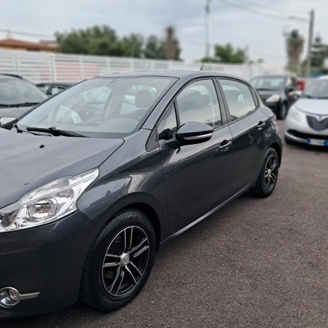 Peugeot 208 1.4 HDi 68 CV 5 porte Active