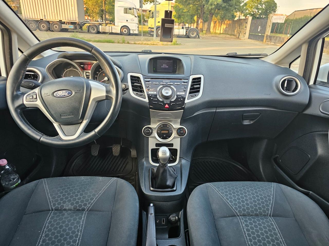 Ford Fiesta Ikon 1.4 TDCi 70CV 5p. Business