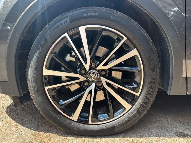 Toyota C-HR 2.0 PHEV E-CVT Lounge