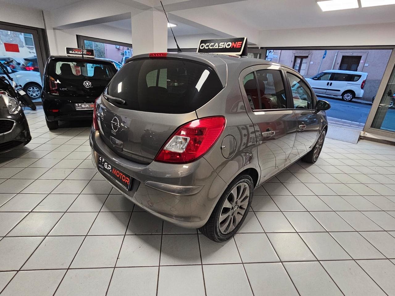 Opel Corsa 1.2 5 porte Elective