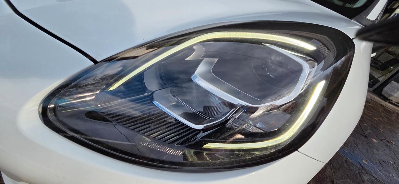 Ford Puma 1.0 EcoBoost Hybrid 125 CV S&S Titanium