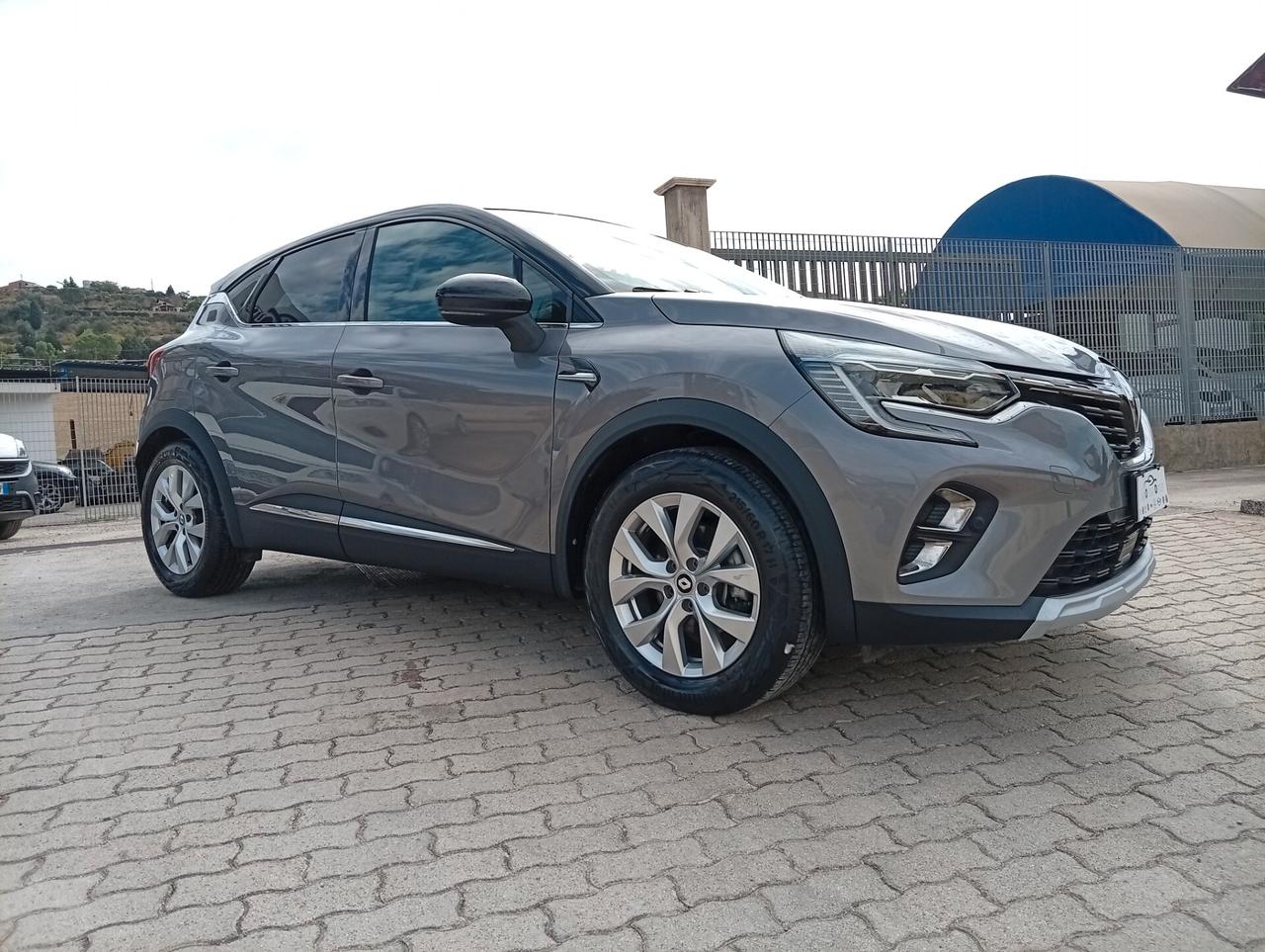 Renault Captur Full Hybrid E-Tech 145 CV Intens