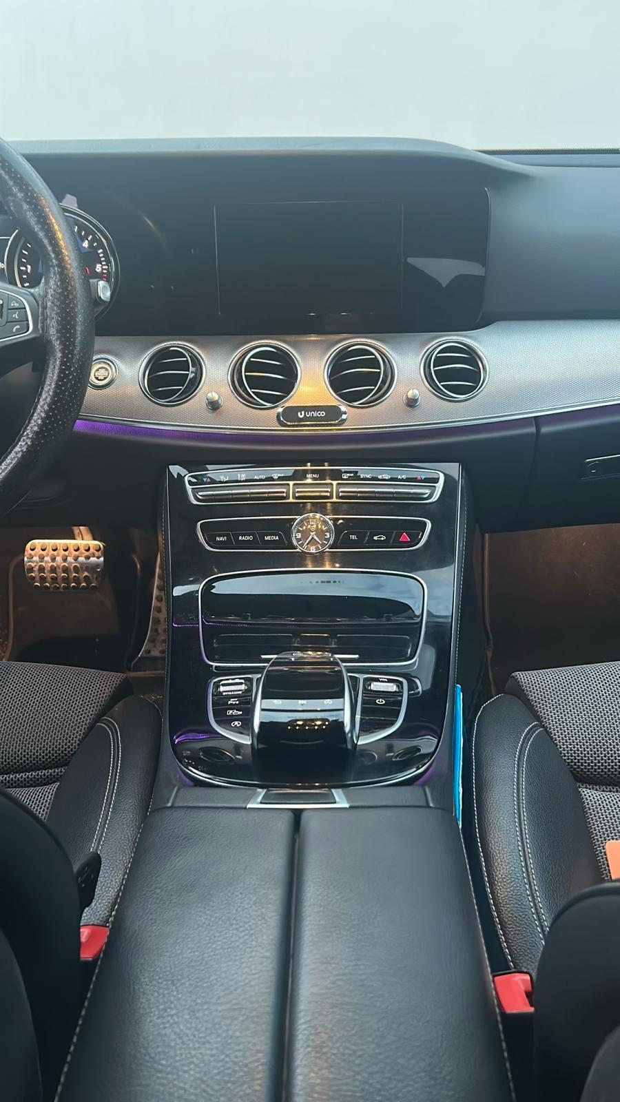 Mercedes-benz E 220 200 BlueTEC Premium