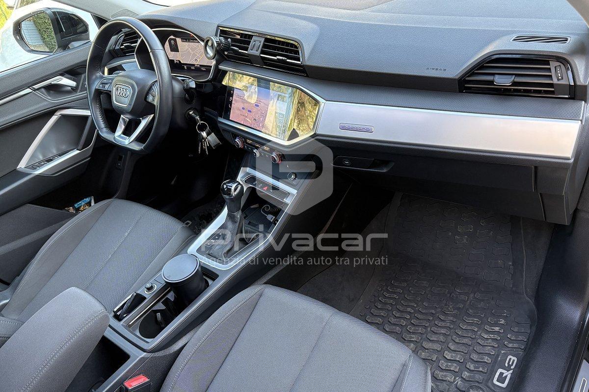AUDI Q3 40 TFSI quattro S tronic S line edition