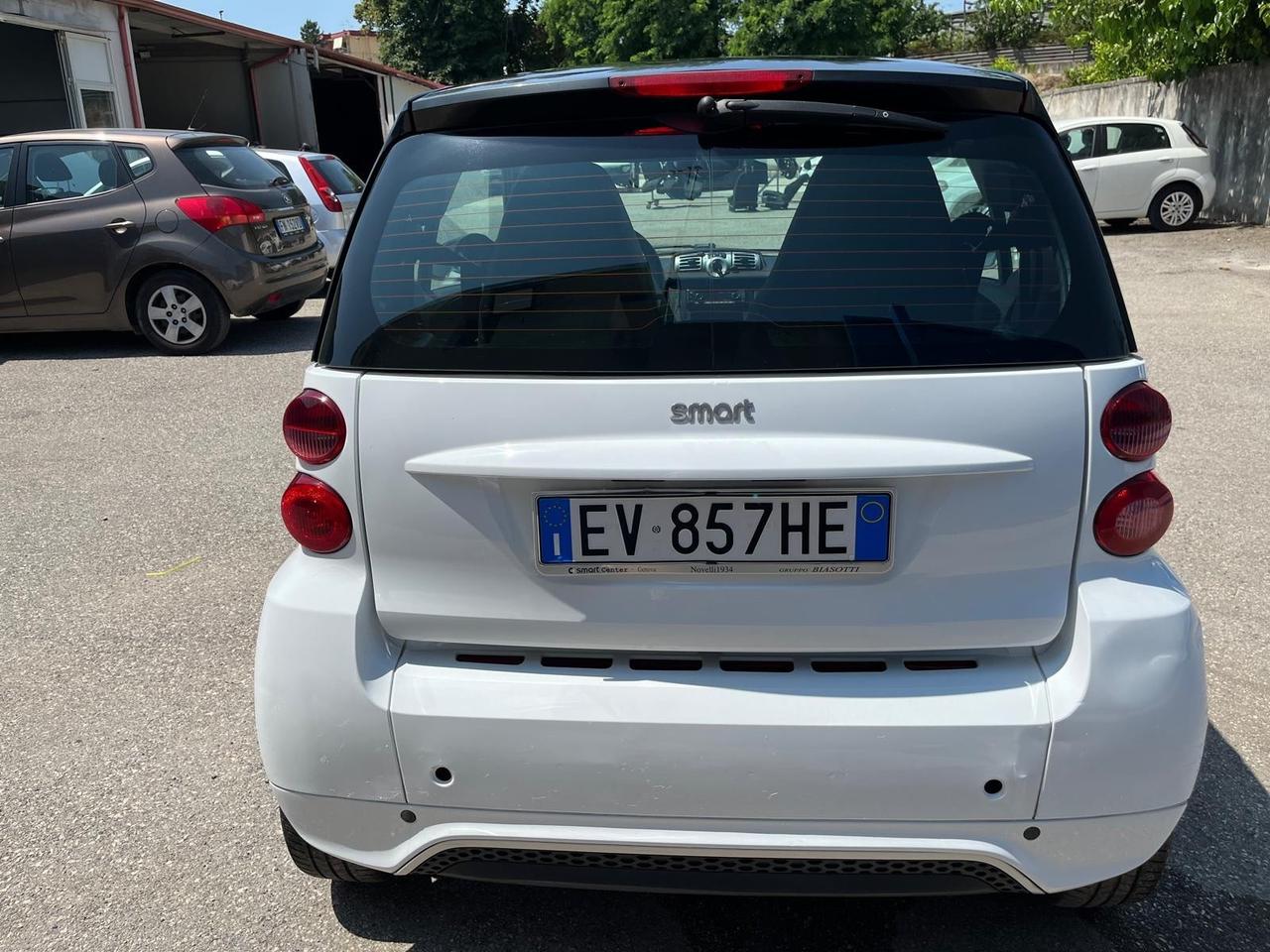 Smart for two 1.0 mhd/71 cv- km 69000-2014